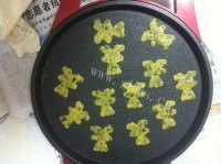 家常海苔味饼干做法图解7)