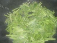 家常菜香菇芹菜做法图解4)