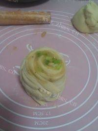 自己做的手撕葱油饼做法图解15)