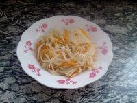 家常菜辣椒炒土豆丝