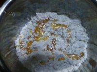 秀色可餐的蝴蝶酥做法图解2)