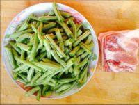 家常菜五花肉炒豆角做法图解1)