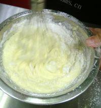易做的轻乳酪蛋糕做法图解3)