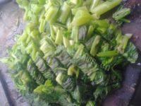 自制蛋酱菠菜做法图解1)