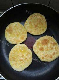 美味的红薯饼做法图解5)