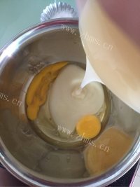 美味营养的蜂巢蛋糕做法图解4)