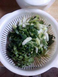 好吃的青菜炒肉丝做法图解1)