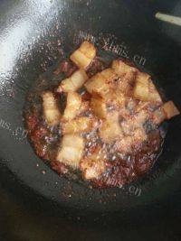 家常笋干烧肉做法图解3)