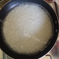 香喷喷的排骨焗饭做法图解5)