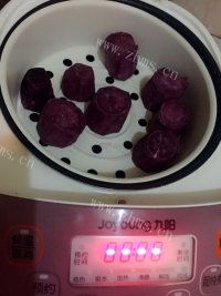 美味的紫薯饭团做法图解2)