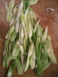 家常菜炒豆角做法图解2)