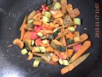 创意菠萝排骨肉丁做法图解9)