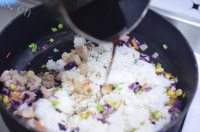 日式照烧鸡腿炒饭做法图解8)