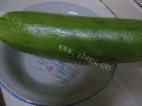 家常菜虾仁炒西葫芦做法图解1)