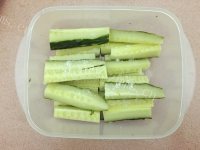 私房菜薄盐酱瓜做法图解1)