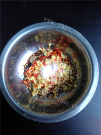 简单的凉拌肉皮做法图解6)