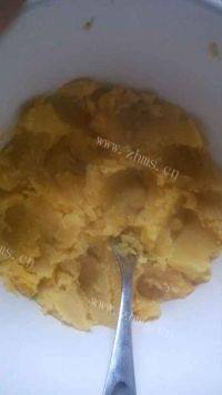 简易的红薯豆沙饼做法图解6)