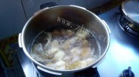 美味的香菇鸡汤做法图解2)
