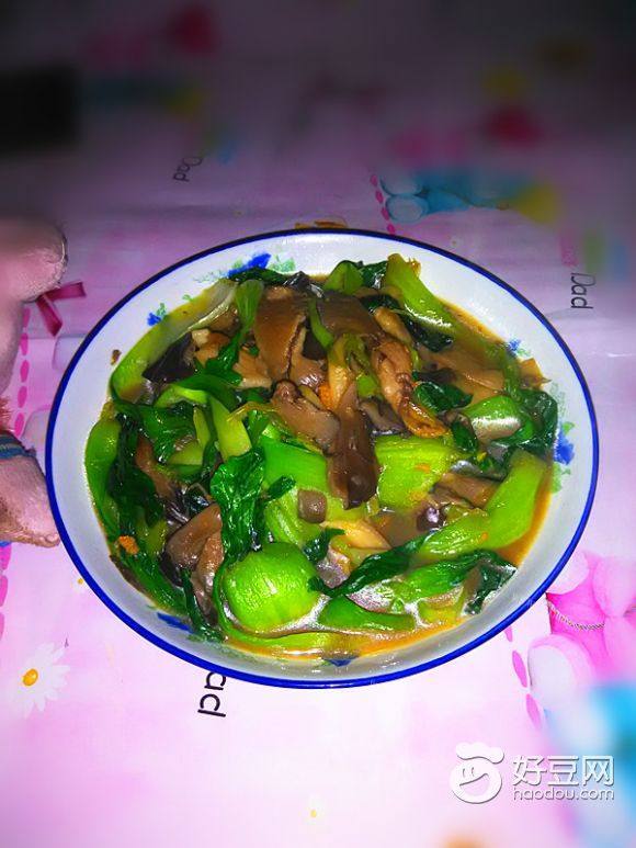 蘑菇炒油菜
