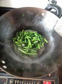 营养丰富的炒青菜做法图解10)