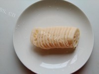 色泽鲜亮的藕夹做法图解3)