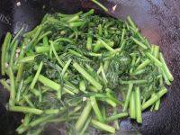 满口生香的清炒茼蒿