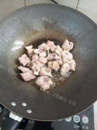 家常菜土豆排骨做法图解5)