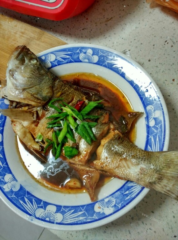 唇齿留香的酱烧鲈鱼