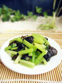 营养芹香黑木耳