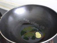 家常菜花菜炒肉片做法图解4)