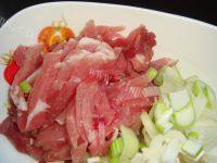 家常菜长豆角炒肉丝做法图解2)