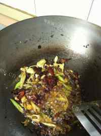 家常菜麻辣豆腐做法图解4)