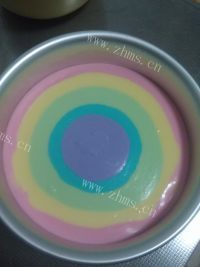 美味的彩虹慕斯蛋糕做法图解13)
