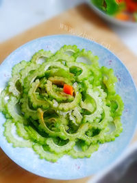 家常菜凉拌苦瓜