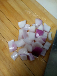美味的牛排意面做法图解7)