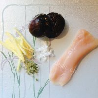 美味的香菇鸡肉粥做法图解1)