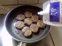 自己做的煎肉饼