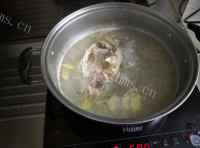 美味的鲫鱼豆腐汤做法图解7)