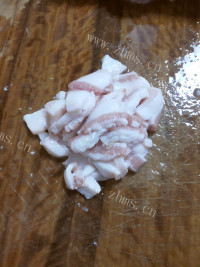 家常菜秋葵炒肉片做法图解4)