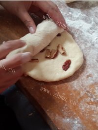 自制红枣吐司做法图解7)