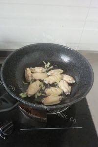 简单的可乐鸡翅做法图解5)