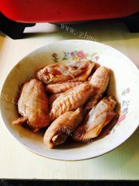 美味的烤鸡中翼做法图解1)