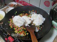自己做的多彩炒饭