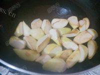 家常菜虾子焖茭白做法图解6)