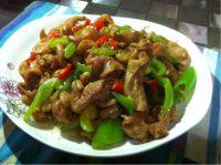 香鲜至极的尖椒炒肥肠