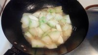 清淡的圆菇烧冬瓜做法图解4)