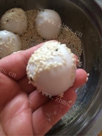 美味的麻团做法图解14)