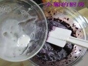 自制桑椹慕丝蛋糕做法图解3)