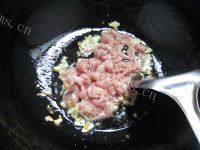 家常菜肉炒土豆丝做法图解4)