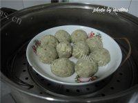简易蚕豆火腿球做法图解12)